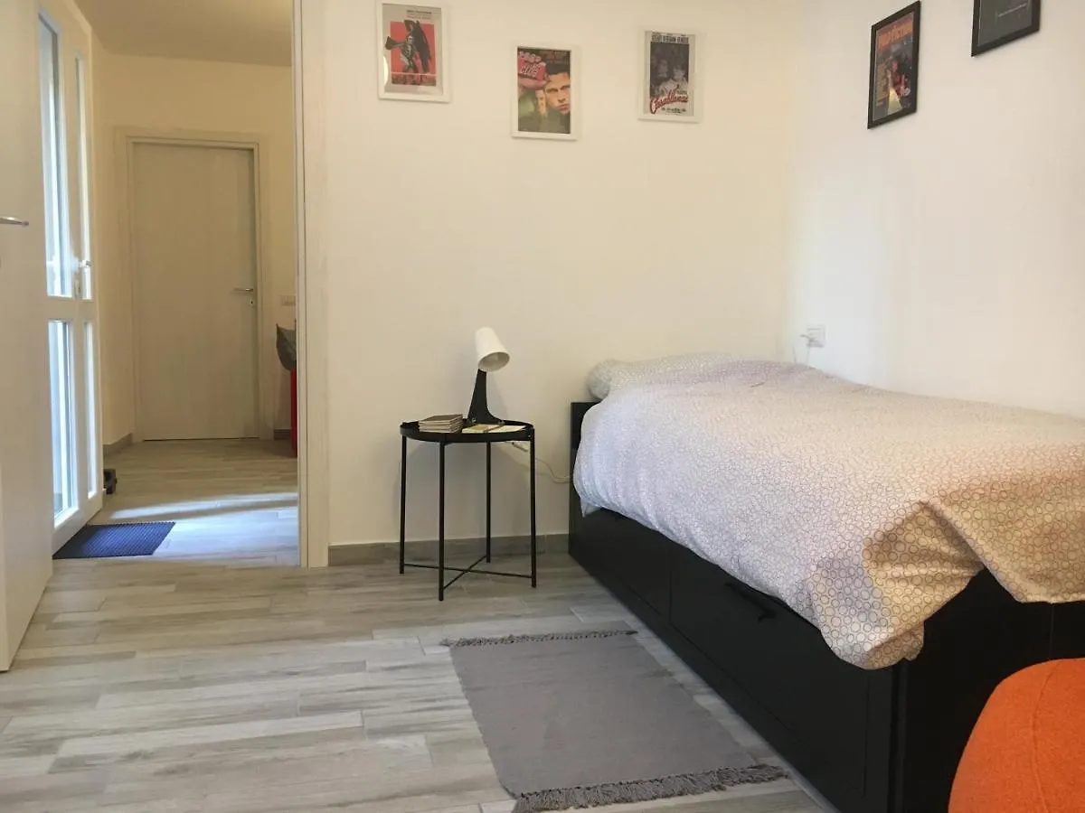 La Casa Di Anna Apartment Cologno Monzese 0*,  Italy